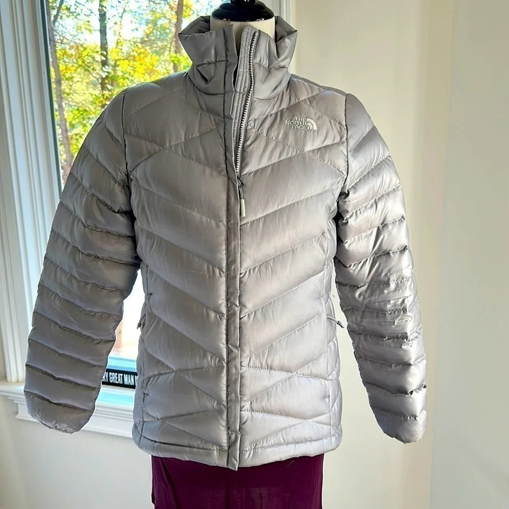 The North Face Down Coat, Silver, Size Small, EUC - Picture 3 of 10